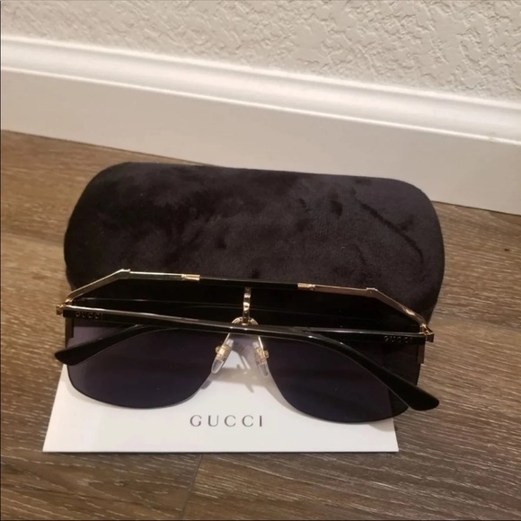 Gucci Sunglasses - Picture 10 of 15
